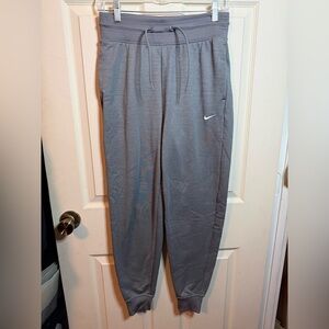 Nike Therma-Fit Fleece Lined Gray Joggers Woman’s Size Small